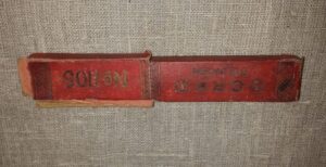 Skustuvas "DORKO" su dėžute