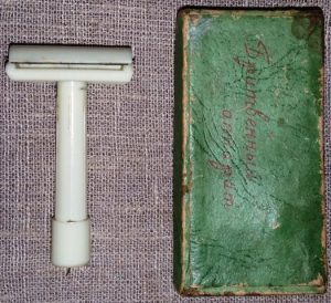 "Skutimosi aparatas"