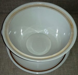 Porcelianinis indas sriubai