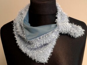 Prancūziška kaklaskarė "Šerkšnas"