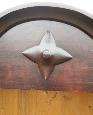 Spinta su stalčiais (1931 m.)