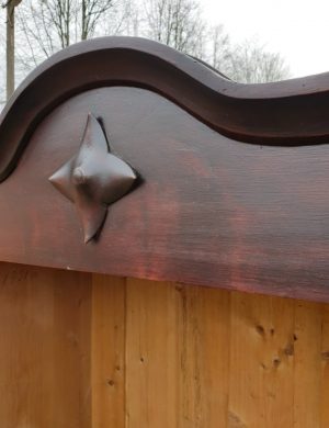 Spinta su stalčiais (1931 m.)