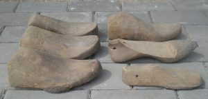 Medinių kurpalių rinkinys (6 vnt.)