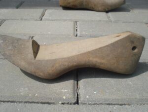 Medinių kurpalių rinkinys (6 vnt.)