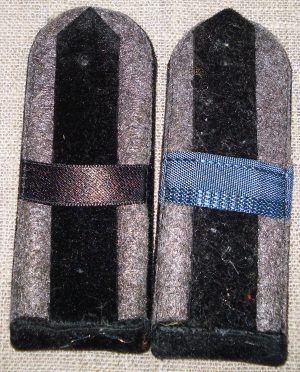 Uniformos antpečiai