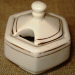 Porcelianinis indelis