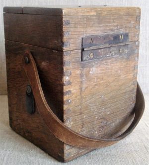 Vokiškas elektros matavimo prietaisas