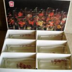 stiklinių rinkinys dėžutėje