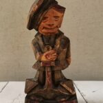 Medinė skulptūrėlė "Jūreivis"