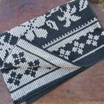 Šilku austas gedulo audeklas