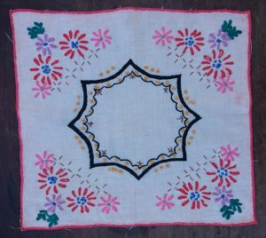 Siuvinėta servetėlė