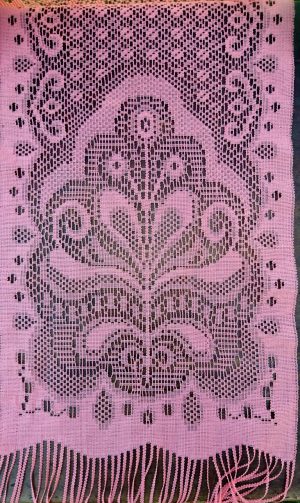 Rožinis šalikėlis