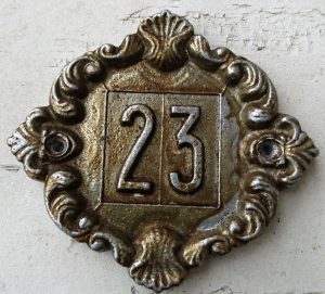 Metalinis numeris "23"