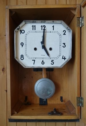 Sieninis laikrodis „ЯНТАРЬ“