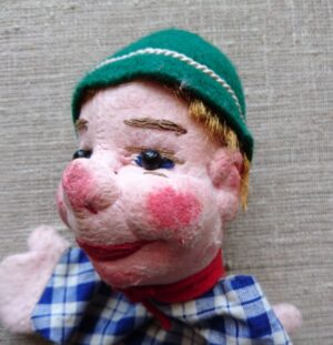 Teatro lėlė (PAPJĖ MAŠĖ)