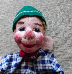 Teatro lėlė (PAPJĖ MAŠĖ)