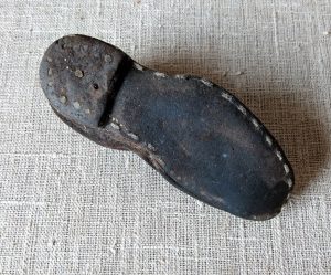 Vaikiškas batelis (rankų darbo)