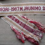 Austa juosta "Šakiai. 1987. Jaunimo socialistinio lenktyniavimo nugalėtojui"