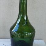 Žalio stiklo butelis "BENEDICTINE"