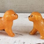 Plastikiniai šuniukai