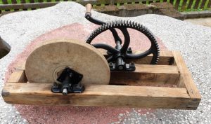 Galąstuvas - šmirgelis