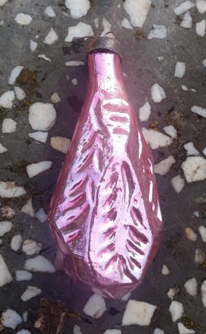 Senas eglutės žaisliukas