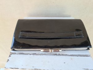 Juoda delninė - Image 3