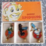 Metalinių pakabų rinkinys