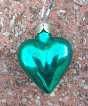 Senas eglutės žaisliukas "Širdelė"