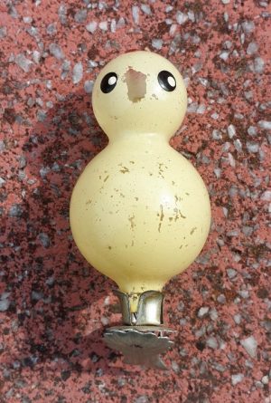 Senas eglutės žaisliukas "Viščiukas"