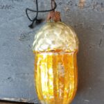 Senas eglutės žaisliukas "Gilė"