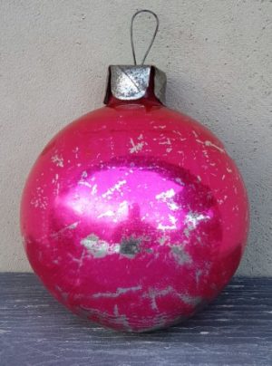 Senas eglutės žaisliukas