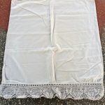 Pagalvės užvalkalas su nėriniais