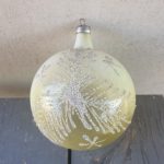 Senas eglutės žaisliukas