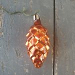 Senas eglutės žaisliukas "Kankorėžis"