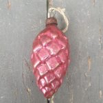 Senas eglutės žaisliukas "Kankorėžis"