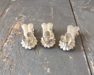 Laikikliai žvakutėms (3 vnt.)