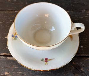 Puodelis su lėkštute - Image 2