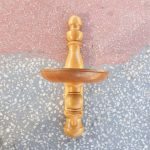 Pakabinama lentynėlė gėlėms