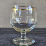 Taurelė ant kojelės