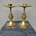 Metalinės žvakidės, 2 vnt.