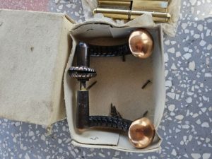 Durų vyriai ir rankena - Image 3