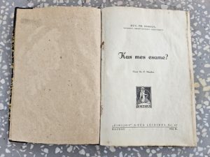 Kun. TH. Moreux. Kas mes esame?