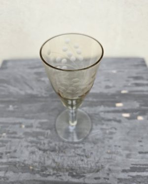 Rusvo stiklo taurelė - Image 2