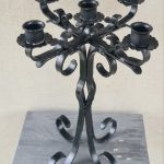 Juoda metalinė žvakidė