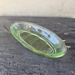 Maža žalsvo stiklo silkinė