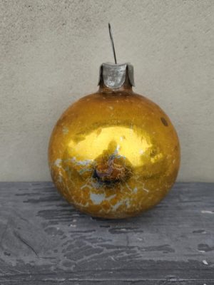 Senas eglutės žaisliukas "Burbulas" - Image 2