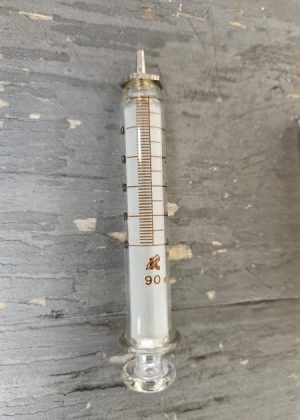 Stiklinis švirkštas dėžutėje - Image 3