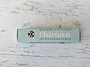 Stiklinis švirkštas dėžutėje - Image 2