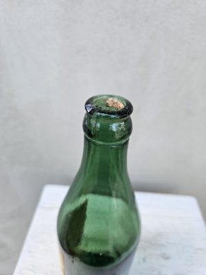 Senas bruknių vyno butelis - Image 3